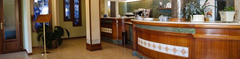 Hotel Carlo Felice Сассари Экстерьер фото